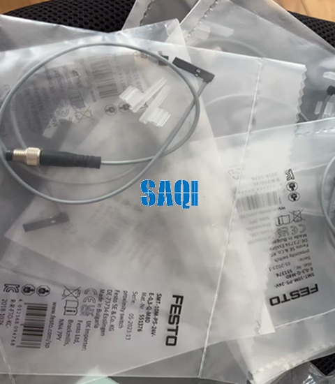 551376  SMT-10M-PS-24V-E-0,3-Q-M8D.jpg